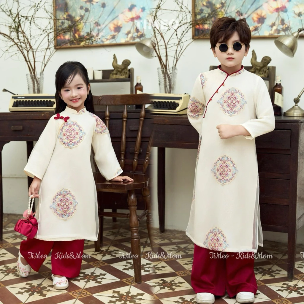 [TIMEO] Áo dài thiết kế mẹ, bé trai, bé gái Cẩm Tú, vải tơ thêu hoạ tiết cung đình, may 2 lớp 4 tà, mặc lễ Tết, sự kiện. - 3