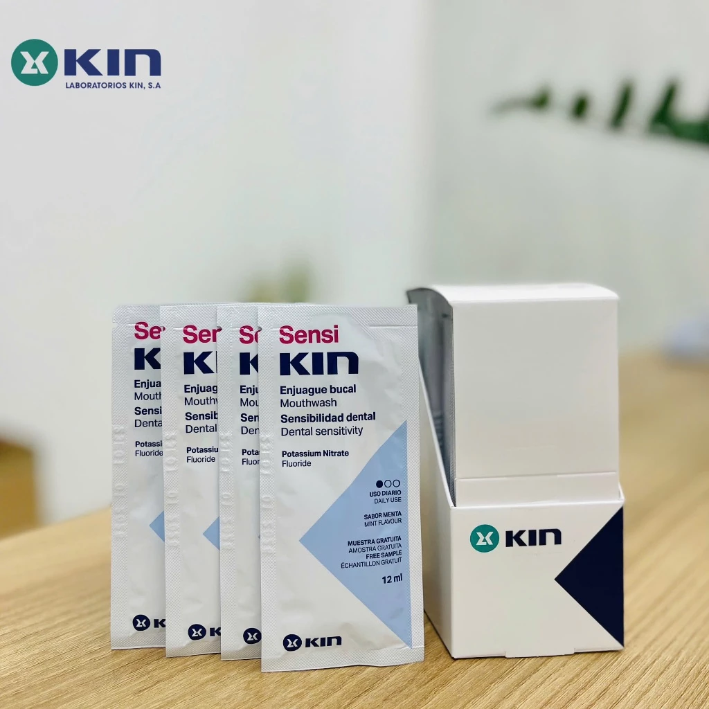 [QUÀ TẶNG] 1 Nước Súc Miệng KIN Mẫu Ngẫu Nhiên Size Mini 12Ml