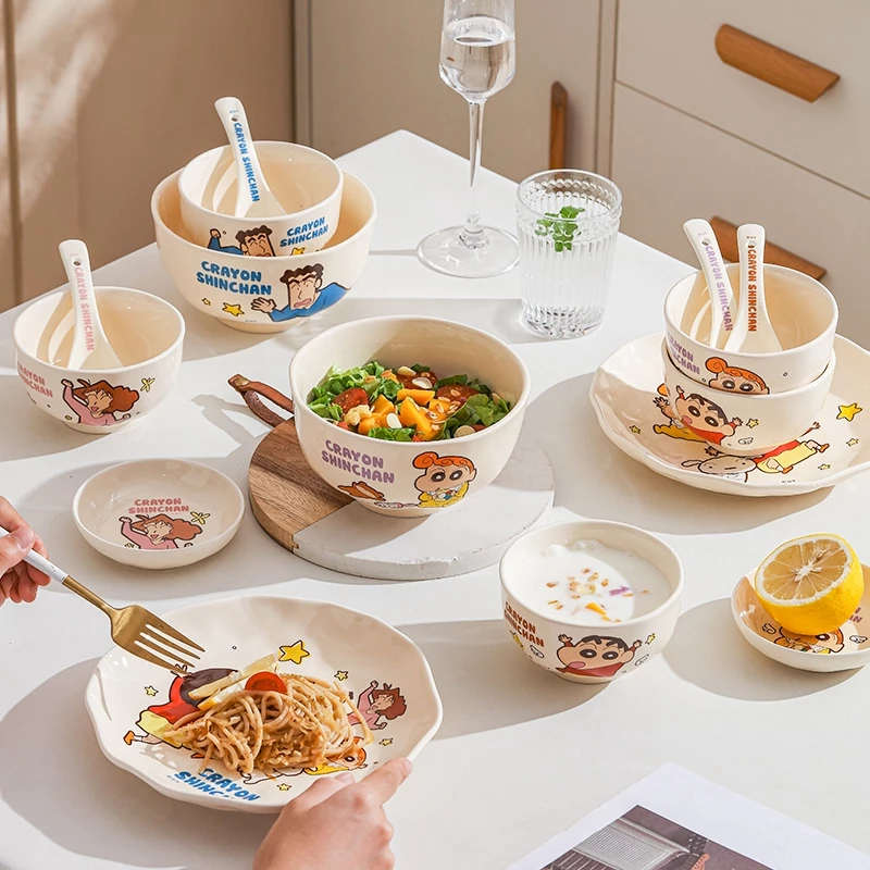 Bộ chén bát , dĩa , dụng cụ đựng thức ăn hoạt hình FAMILY CRAYON SHINCHAN bằng men sứ - SH gốm sứ - 6