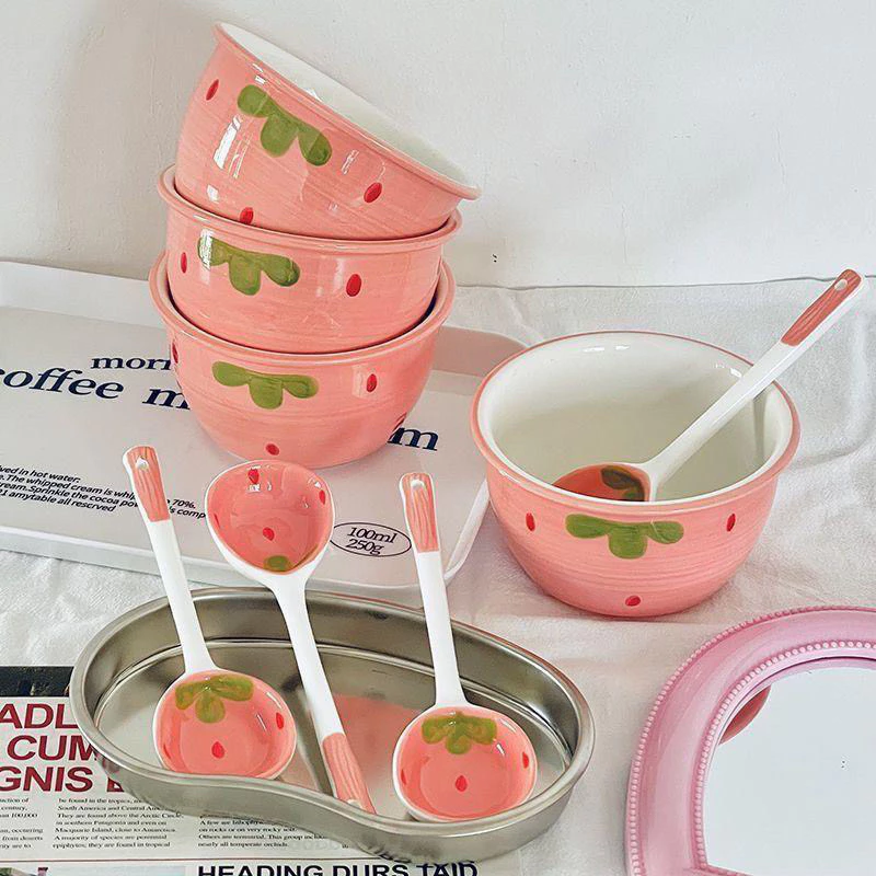 Bát Ăn Cơm Bát Chè Đĩa Sứ Chén Dĩa Sứ Dễ Thương Cute Decor Cao Cấp dáng vuông tròn xinh yêu Họa Tiết Dâu Tây
