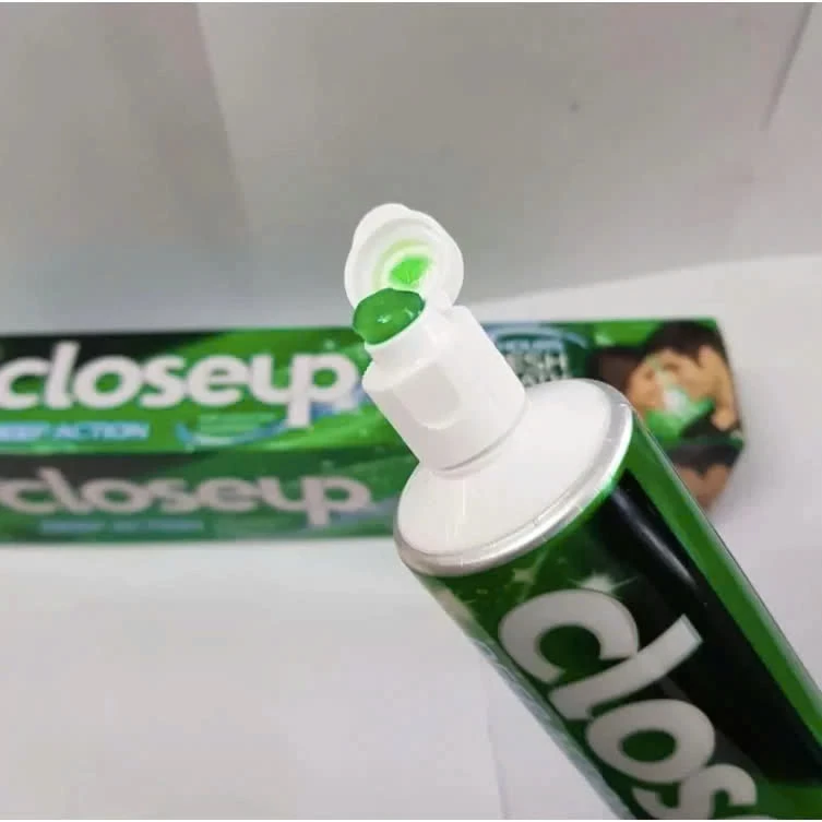 [ GIẢM GIÁ SÂU ] 5 TUÝP KEM ĐÁNH RĂNG CLOSEUP Thái Lan 160g LÀM TRẮNG RĂNG GIÚP HƠI THỞ THƠM MÁT TẶNG 1 VỈ 6 BAN CHẢI - 2