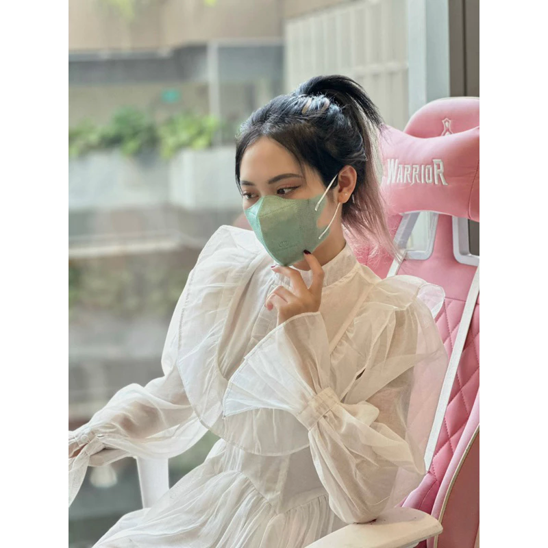 100 cái Khẩu trang 5D Bông Sen Vàng - 2