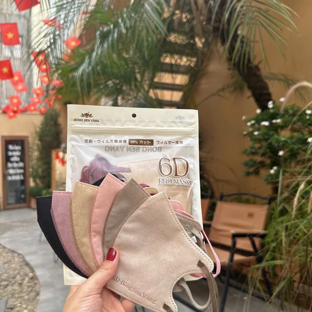 Khẩu Trang 6D Bông Sen Vàng, 3 Lớp Thoáng Khí - 6