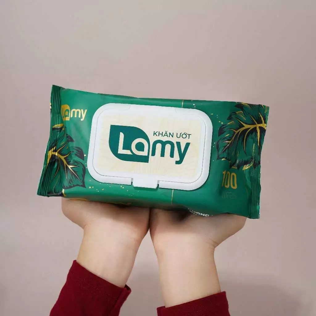 (CÓ QUÀ TẶNG) Thùng 10 gói khăn ướt Lamy 100 tờ không cồn không parabens cao cấp dành cho em bé - 6