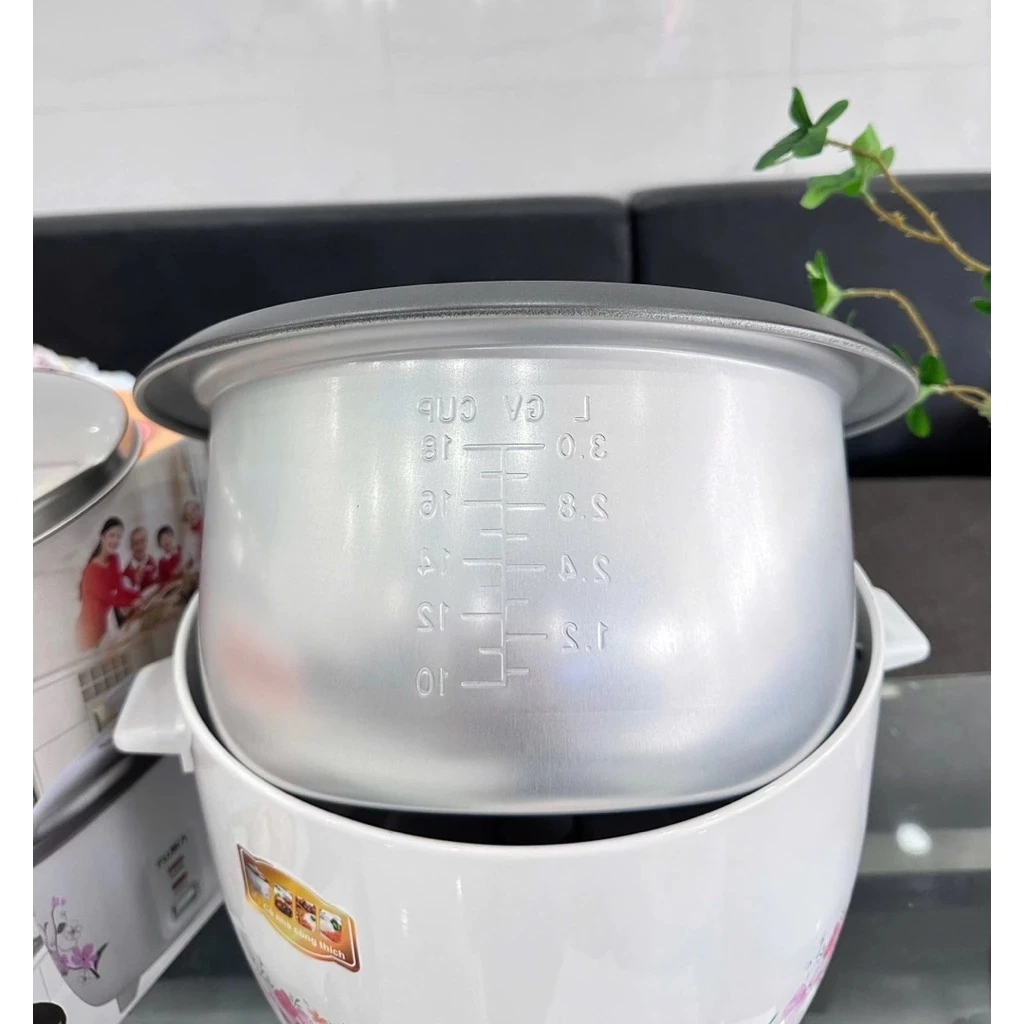 Nồi cơm điện FUJIKA dạng nắp rời, dung tích 1.2 L nấu 2-3 người ăn lòng chống dính nấu cơm dẻo ,cơm ngon ,giữ nhiệt BH - 4