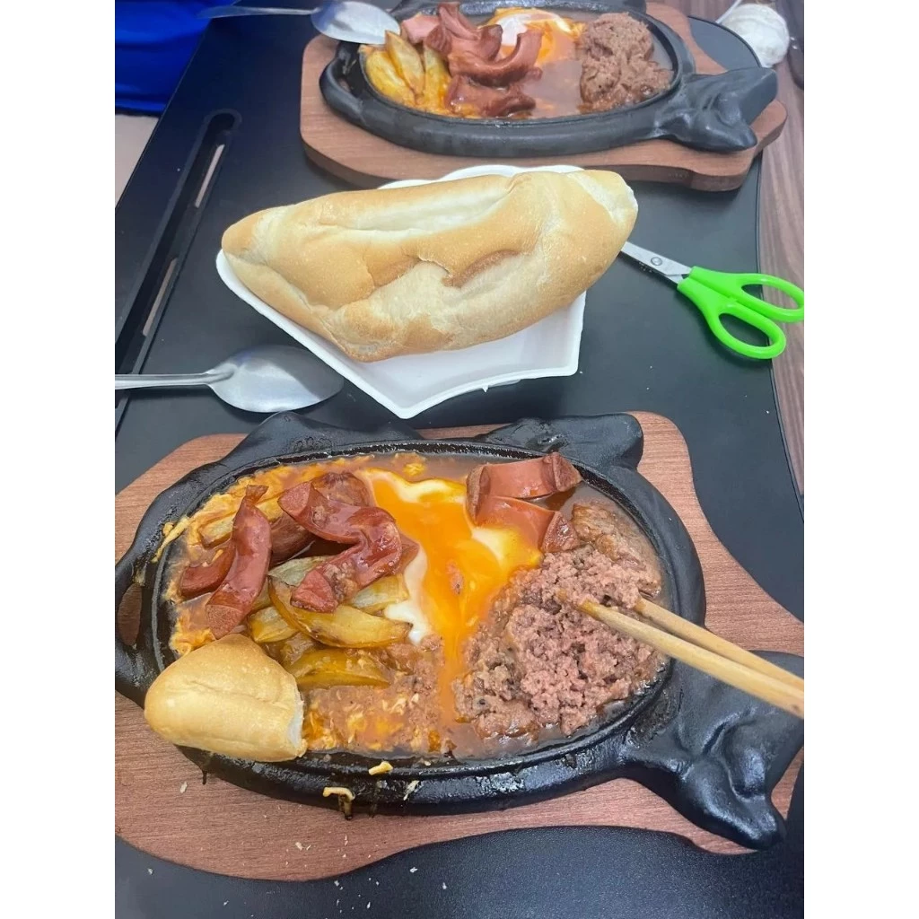 Chảo Gang Chống Dính Đầu Bò Cỡ Đại Kèm Đế Gỗ HUYCOOK88 Chảo Bò Né, Bít Tết, Món Nóng... Lót Đế Gỗ Chống Dính - 2