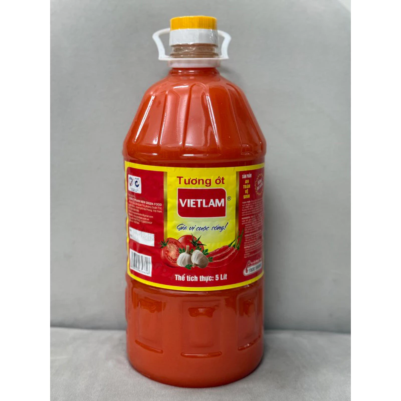 Tương ớt đa năng VietLam 5 lít ( 5,3kg)/ Tương ớt 5 lít- New Green Food