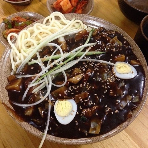 Sốt Tương Đen Hàn Quốc Nấu Mì Tương Đen - 5