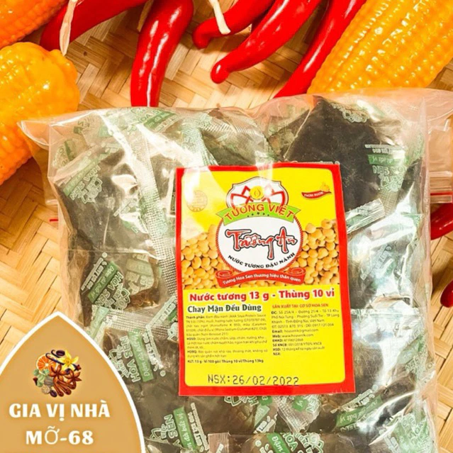 Thùng tương đen Hoa Sen ( Tương ăn phở )- 600 gói - 2