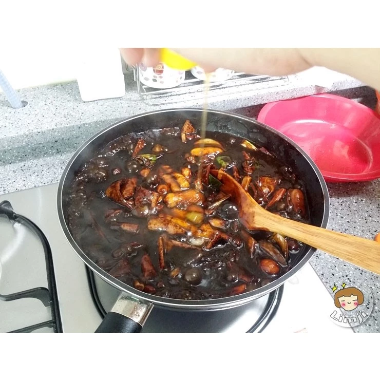 Sốt tương đen nấu mì jajang/chunjang Hàn Quốc 200g, 250g - 5