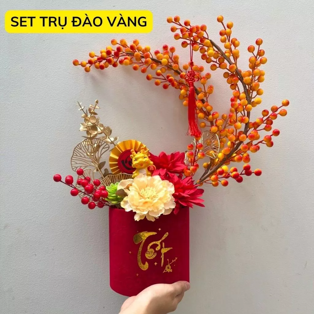 Trụ Nhung Đỏ May Mắn Cắm Hoa Đông Đào, Phụ Kiện Đã Mix Sẵn, Sang Chảnh, Tiện Lợi - 2
