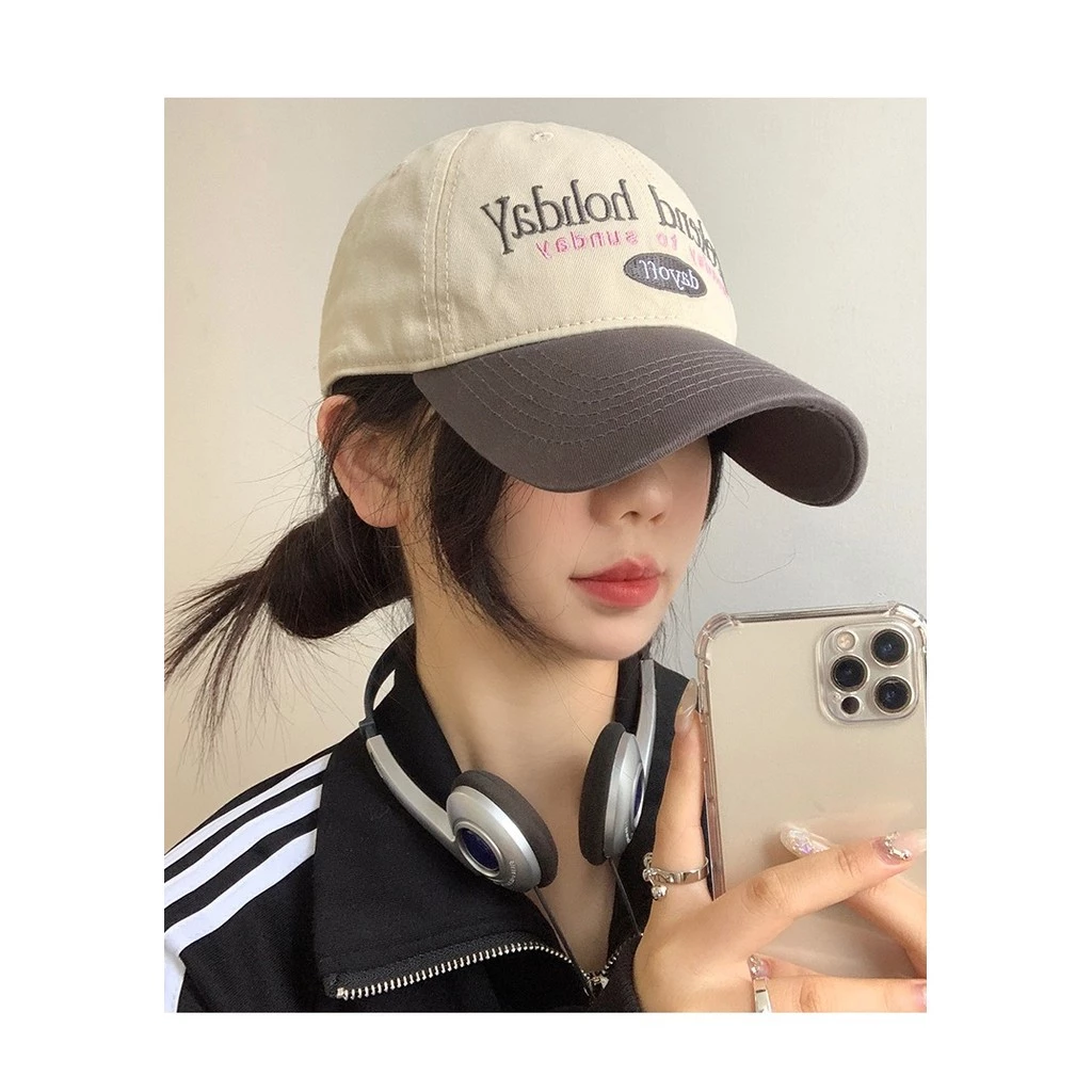 Mũ nữ phong cách retro Hàn Quốc và Nhật Bản, khóa màu mềm, thiết kế chu vi rộng giúp mặt nhỏ nhắn