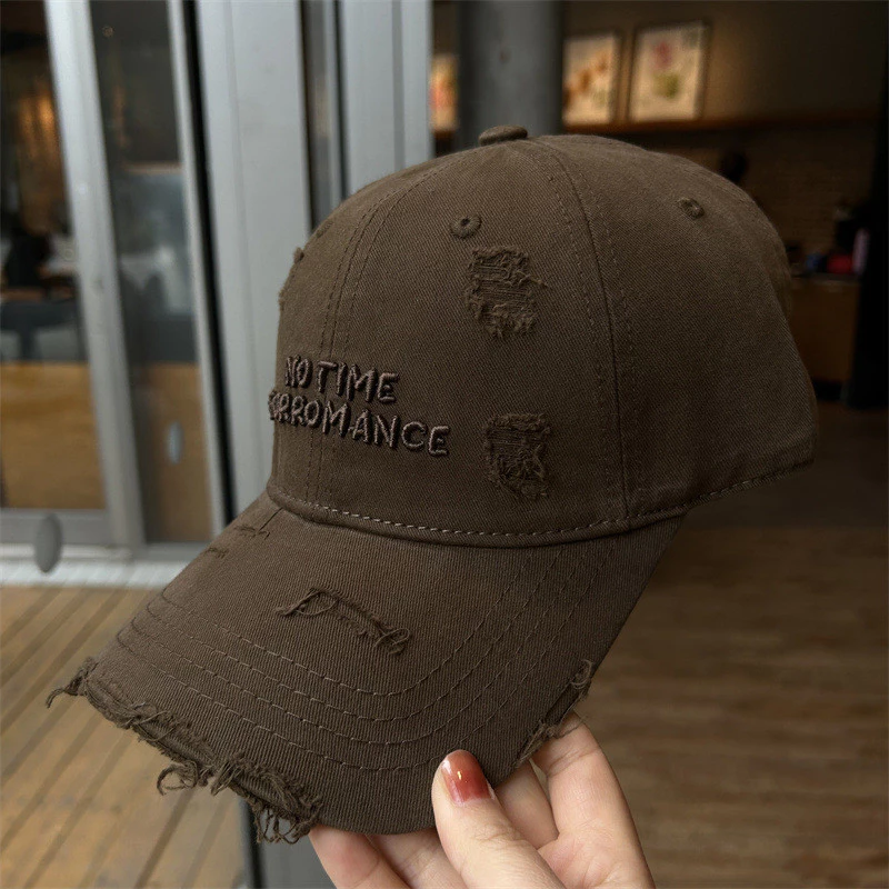 Mũ Thêu Chữ Từ Cotton Chất Lượng Cao - Giúp Làm Nhỏ Mặt Khi Mang Ngoài Trời - 6